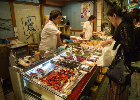 Shop in Nishiki market