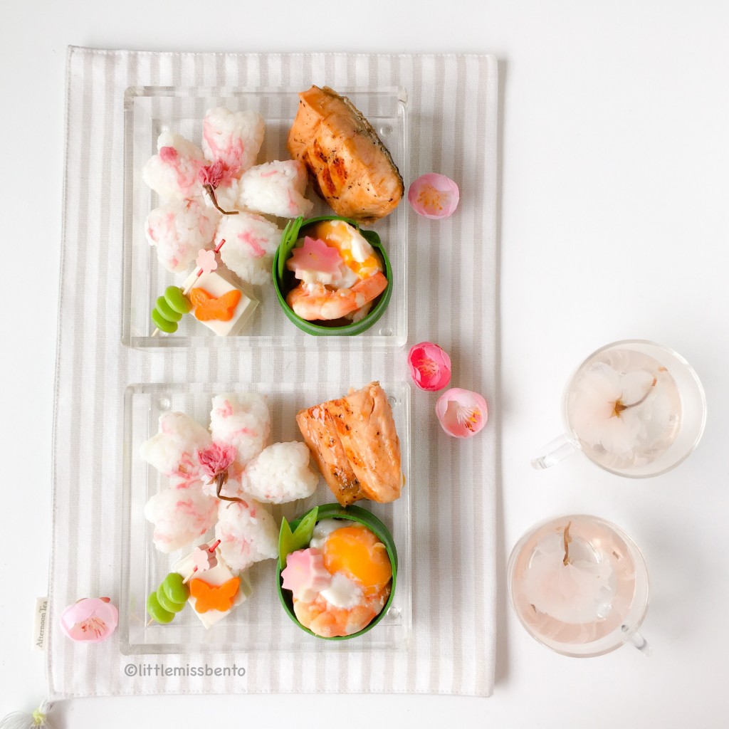 Sakura Onigiri Bento