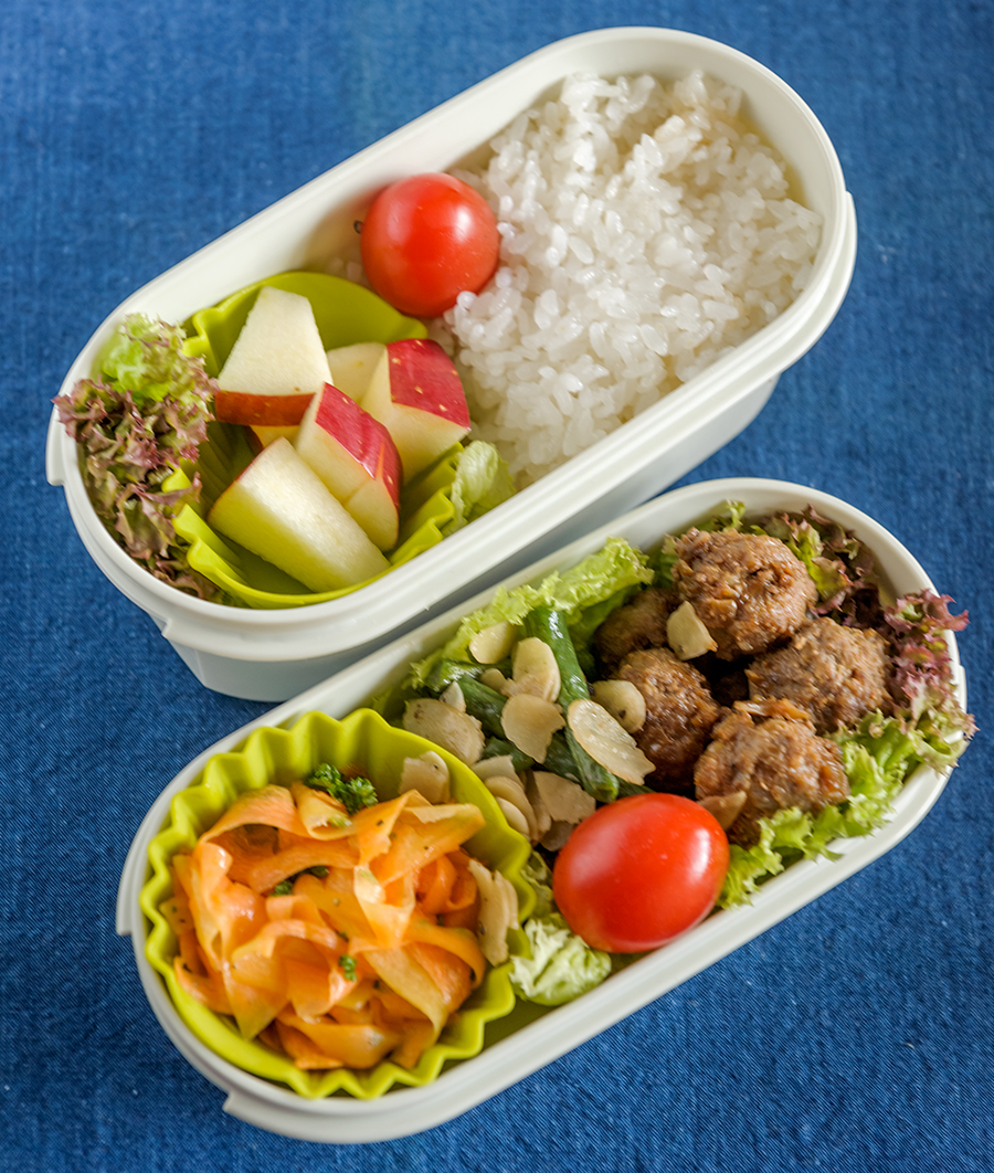 meatballbento-packing-2tierbento-vertical.jpg