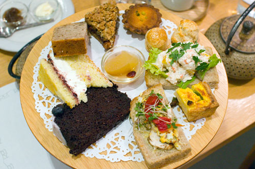 Rose Bakery: Ginza- bento.com listing