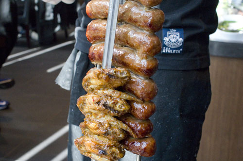 Que Bom: Shimbashi- bento.com listing