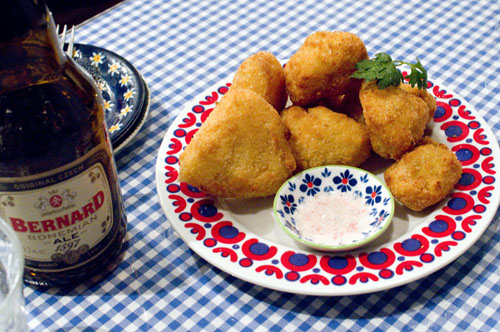 Dasenka: Yotsuya 3-chome- bento.com listing