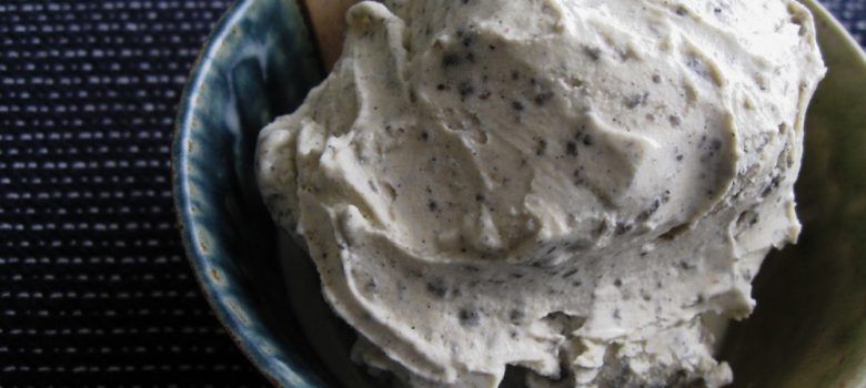 Super Easy Black Sesame Ice Cream – Hiroko's Recipes
