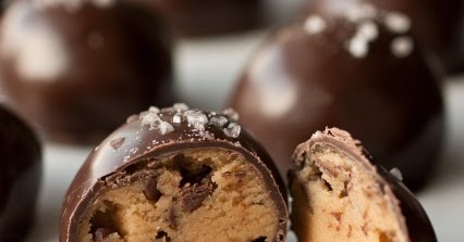 Salted Browned Butter Chocolate Chip Cookie Dough Bites