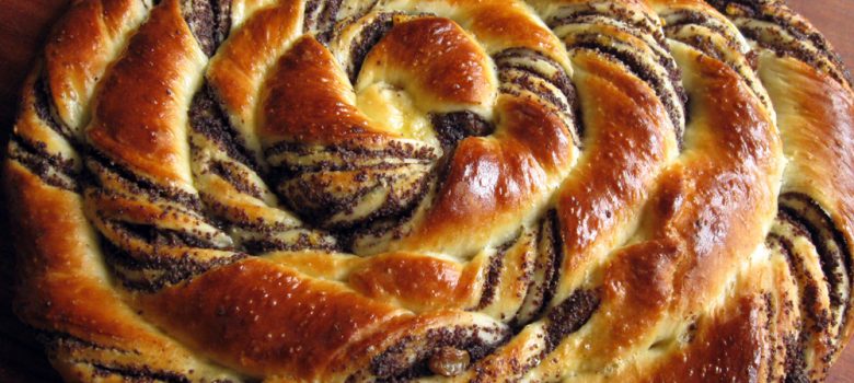 Poppy Seed Twisted Bread – Hiroko's Recipes