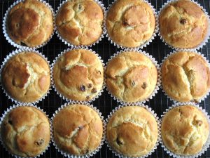 Cream Cheese & Rum Raisin Cupcakes – Hiroko's Recipes