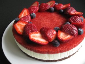 No-bake Cheesecake with Strawberry Jelly Topping – Hiroko's Recipes