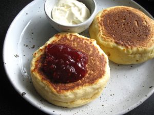 Queen Elizabeth II’s Drop Scones – Hiroko's Recipes