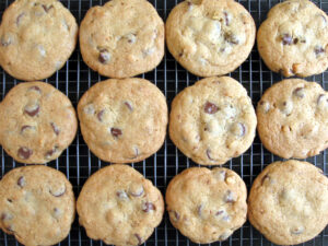 Very Sweet American Style Chewy Choco Chip Cookies – Hiroko's Recipes