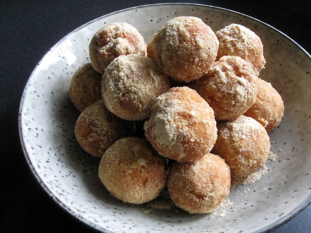 Tofu Doughnuts with Kinako Sugar – Hiroko's Recipes