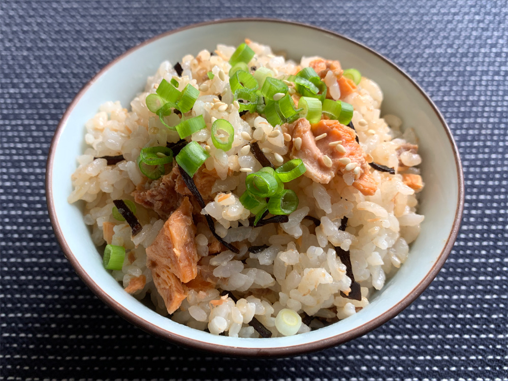 Seasoned Kombu (Kelp) & Salmon Mazegohan – Hiroko's Recipes