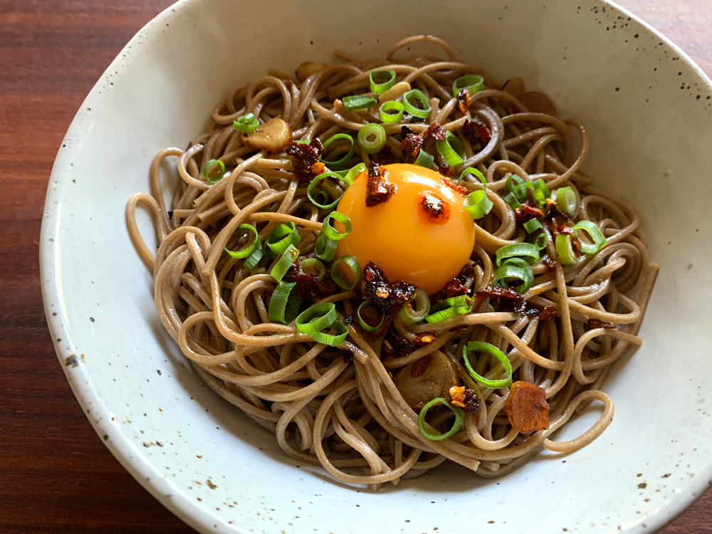 Soba Noodles with Garlic Chilli Oil – Hiroko's Recipes