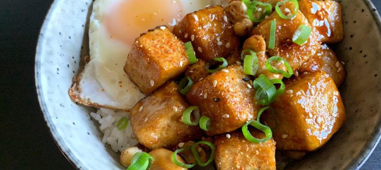 Spicy Tofu & Cashew Rice Bowl – Hiroko's Recipes