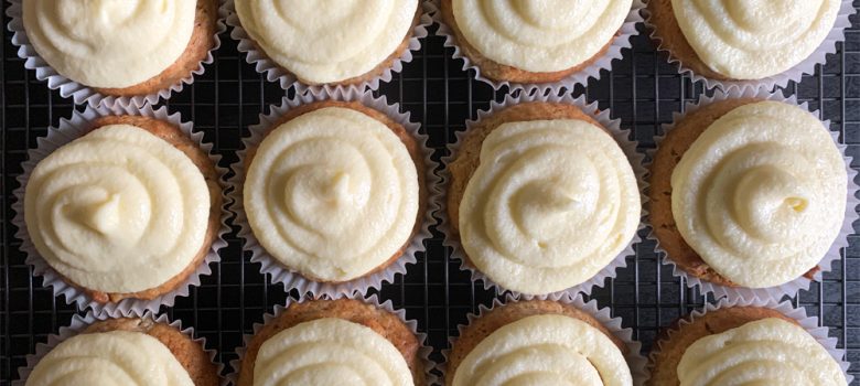 Hummingbird Cupcakes – Hiroko's Recipes