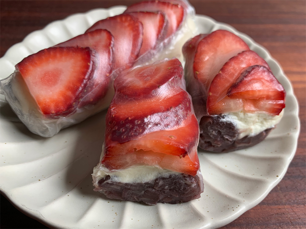 Sweet Azuki Paste & Strawberry Rice Paper Rolls – Hiroko's Recipes
