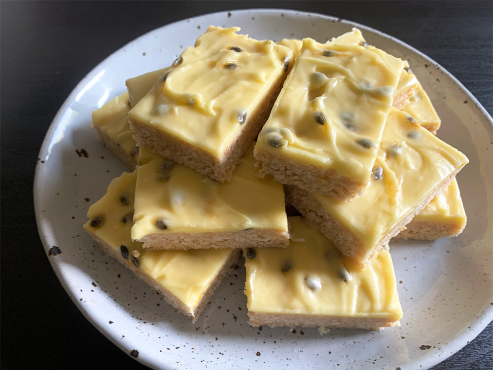 No-Bake Passionfruit Slice – Hiroko's Recipes