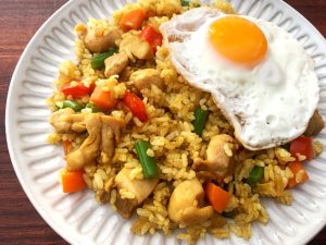 Clean-Up-Fridge Curry Chicken Mazegohan – Hiroko's Recipes