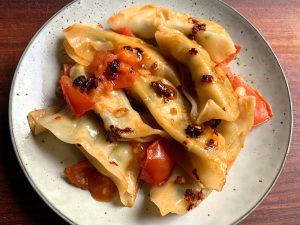 Stir-fried Gyoza & Tomato – Hiroko's Recipes