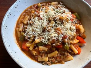 Quick & Easy Macaroni Beef Mince – Hiroko's Recipes
